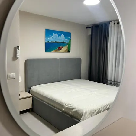Duplex In Golem (Tirana)